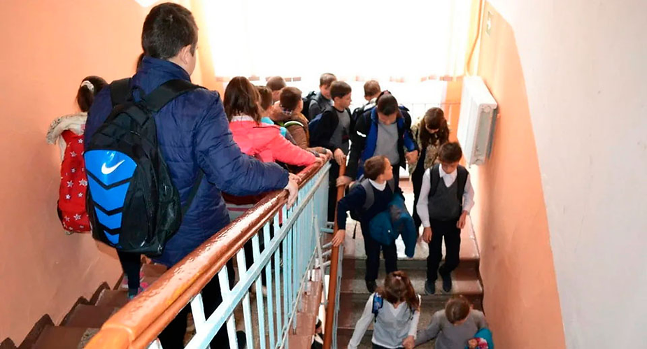 Школу в Чайковском эвакуировали из-за подгоревшей пищи